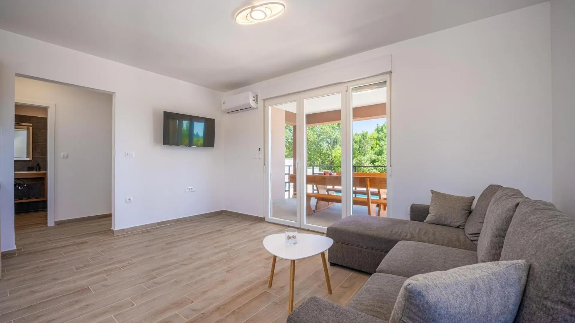 Villa Stocozzi Stokovci Croatia